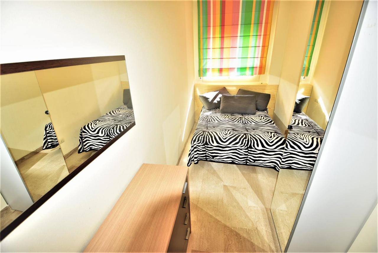 Apartamentos Sol Dorada Salou Kültér fotó